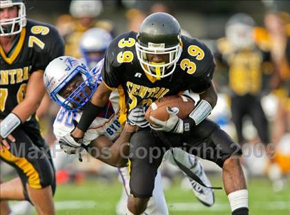 Thumbnail 3 in Byrnes @ Central Gwinnett (Progressive Football Challenge) photogallery.
