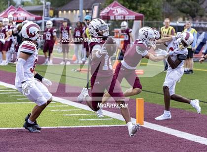Thumbnail 3 in MICDS @ De Smet Jesuit photogallery.