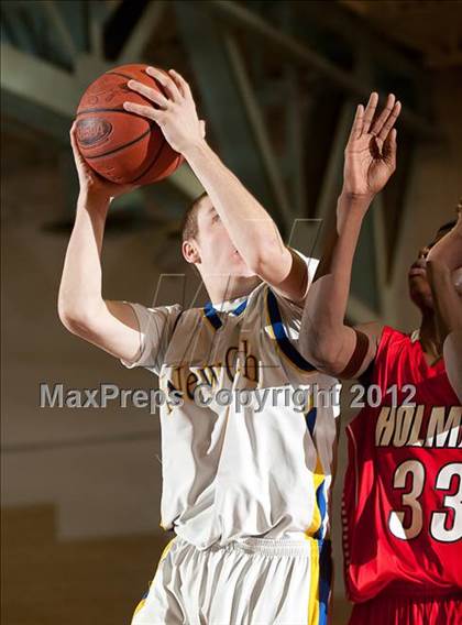 Thumbnail 2 in JV: Holmes @ Newport Central Catholic photogallery.