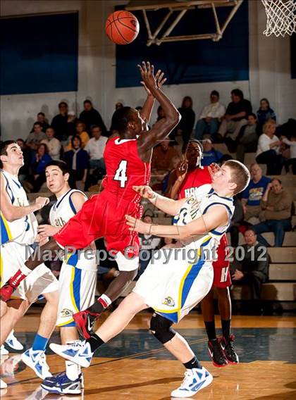 Thumbnail 2 in JV: Holmes @ Newport Central Catholic photogallery.