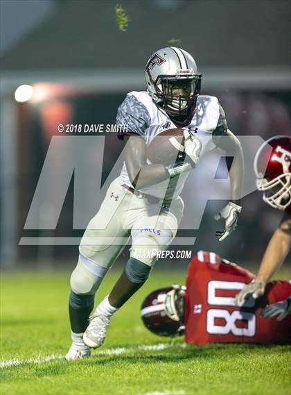 Thumbnail 2 in Menomonee Falls @ Hamilton photogallery.