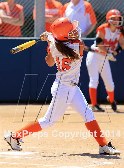 Thumbnail 3 in Mater Dei Catholic vs. Valhalla (CIF-SDS D2 Final) photogallery.
