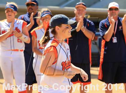 Thumbnail 1 in Mater Dei Catholic vs. Valhalla (CIF-SDS D2 Final) photogallery.