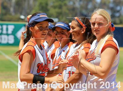 Thumbnail 3 in Mater Dei Catholic vs. Valhalla (CIF-SDS D2 Final) photogallery.