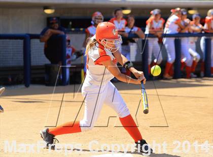 Thumbnail 2 in Mater Dei Catholic vs. Valhalla (CIF-SDS D2 Final) photogallery.