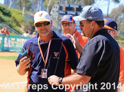 Thumbnail 1 in Mater Dei Catholic vs. Valhalla (CIF-SDS D2 Final) photogallery.