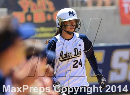 Thumbnail 3 in Mater Dei Catholic vs. Valhalla (CIF-SDS D2 Final) photogallery.