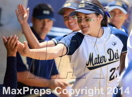 Thumbnail 1 in Mater Dei Catholic vs. Valhalla (CIF-SDS D2 Final) photogallery.