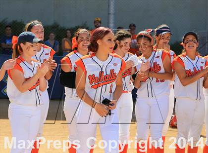 Thumbnail 2 in Mater Dei Catholic vs. Valhalla (CIF-SDS D2 Final) photogallery.