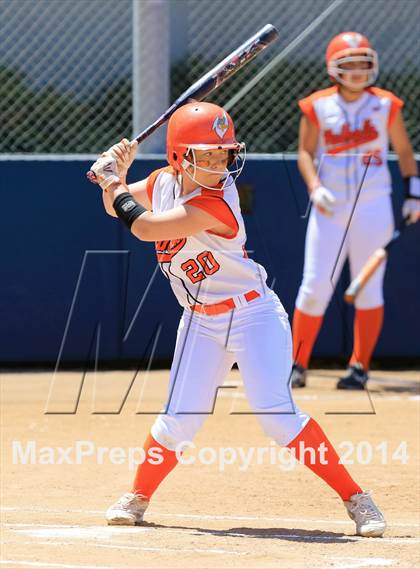 Thumbnail 3 in Mater Dei Catholic vs. Valhalla (CIF-SDS D2 Final) photogallery.