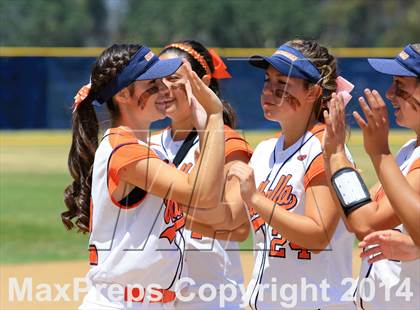 Thumbnail 2 in Mater Dei Catholic vs. Valhalla (CIF-SDS D2 Final) photogallery.