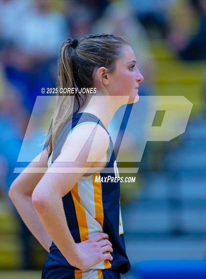 Thumbnail 3 in Marist vs Creekside (GHSA 4A Final Four) photogallery.