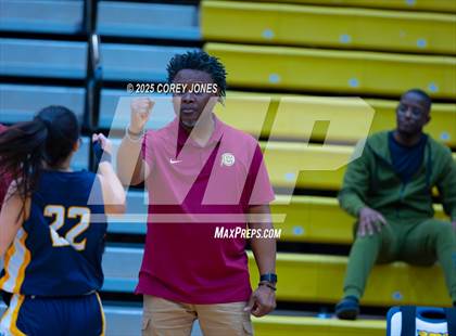 Thumbnail 3 in Marist vs Creekside (GHSA 4A Final Four) photogallery.