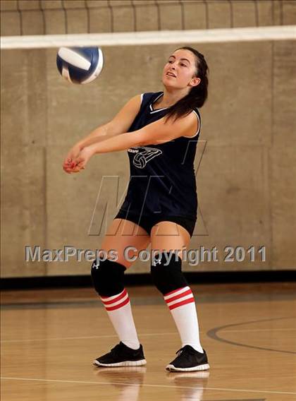 Thumbnail 1 in Mesrobian @ Pilibos photogallery.