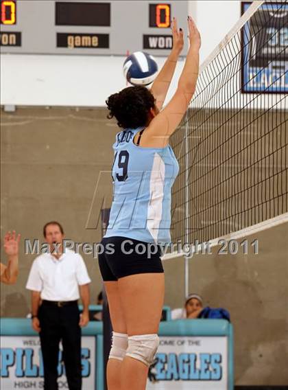 Thumbnail 1 in Mesrobian @ Pilibos photogallery.