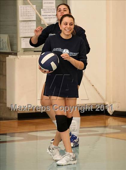 Thumbnail 2 in Mesrobian @ Pilibos photogallery.