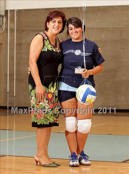 Thumbnail 1 in Mesrobian @ Pilibos photogallery.