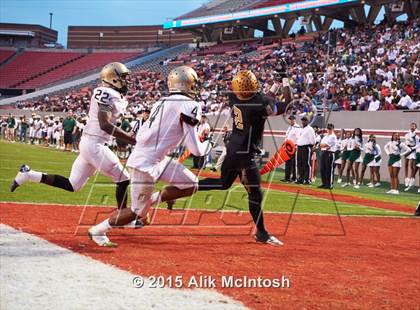 Thumbnail 2 in Shelby vs. Kinston (NCHSAA Class 2A Final) photogallery.