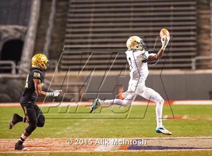 Thumbnail 3 in Shelby vs. Kinston (NCHSAA Class 2A Final) photogallery.