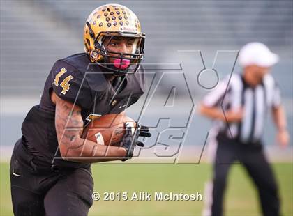 Thumbnail 3 in Shelby vs. Kinston (NCHSAA Class 2A Final) photogallery.