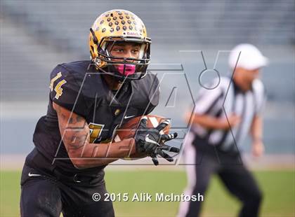 Thumbnail 2 in Shelby vs. Kinston (NCHSAA Class 2A Final) photogallery.