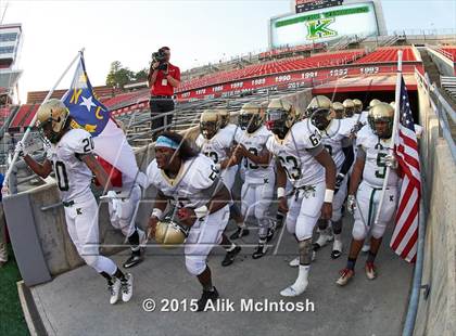 Thumbnail 2 in Shelby vs. Kinston (NCHSAA Class 2A Final) photogallery.