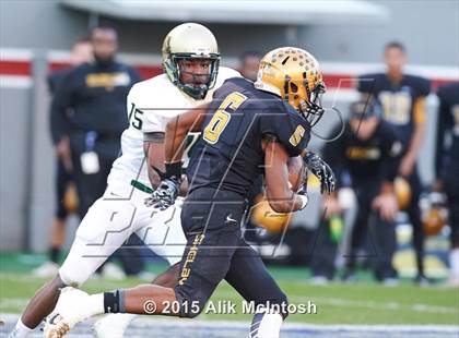 Thumbnail 2 in Shelby vs. Kinston (NCHSAA Class 2A Final) photogallery.