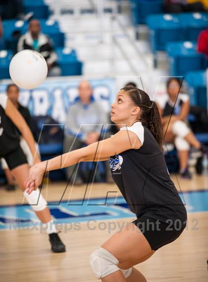 Thumbnail 1 in Shea vs. Mt. Pleasant (RIIL D3 Final) photogallery.