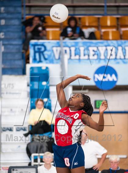 Thumbnail 3 in Shea vs. Mt. Pleasant (RIIL D3 Final) photogallery.