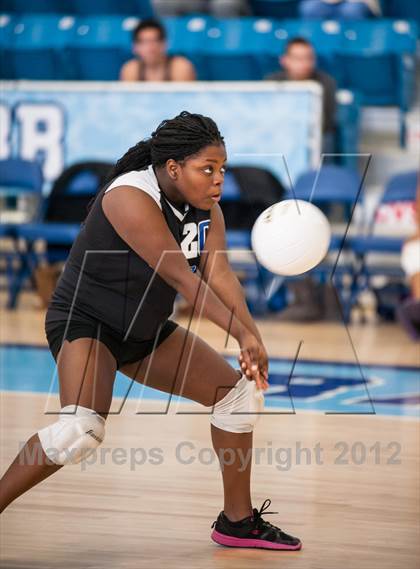Thumbnail 1 in Shea vs. Mt. Pleasant (RIIL D3 Final) photogallery.