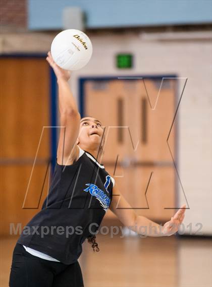 Thumbnail 3 in Shea vs. Mt. Pleasant (RIIL D3 Final) photogallery.