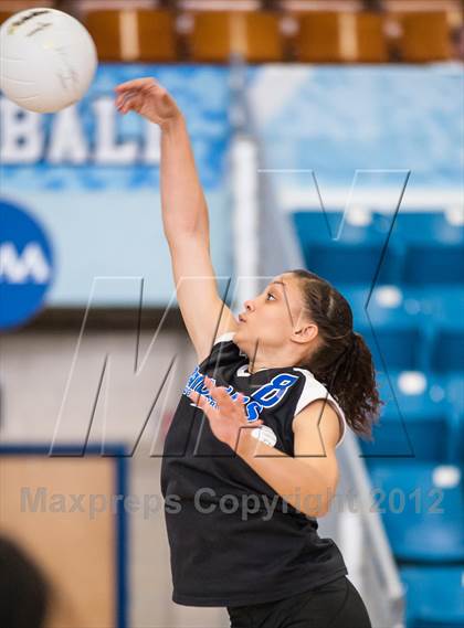 Thumbnail 3 in Shea vs. Mt. Pleasant (RIIL D3 Final) photogallery.