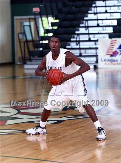Thumbnail 2 in Istrouma vs St. Thomas Catholic (Texas Jamboree) photogallery.