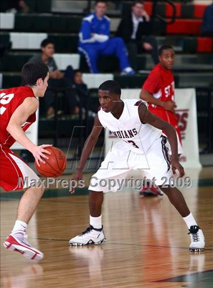 Thumbnail 3 in Istrouma vs St. Thomas Catholic (Texas Jamboree) photogallery.