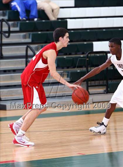 Thumbnail 2 in Istrouma vs St. Thomas Catholic (Texas Jamboree) photogallery.