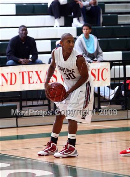 Thumbnail 3 in Istrouma vs St. Thomas Catholic (Texas Jamboree) photogallery.