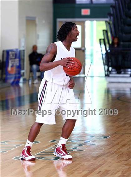 Thumbnail 3 in Istrouma vs St. Thomas Catholic (Texas Jamboree) photogallery.