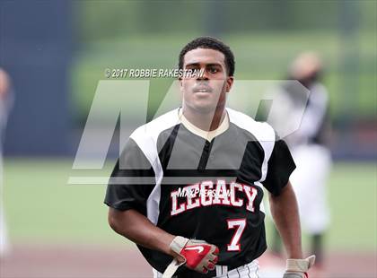 Thumbnail 2 in Forney vs. Mansfield Legacy (UIL 5A Semifinal) photogallery.