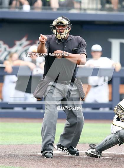 Thumbnail 3 in Forney vs. Mansfield Legacy (UIL 5A Semifinal) photogallery.