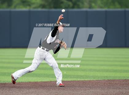 Thumbnail 2 in Forney vs. Mansfield Legacy (UIL 5A Semifinal) photogallery.