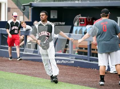 Thumbnail 2 in Forney vs. Mansfield Legacy (UIL 5A Semifinal) photogallery.