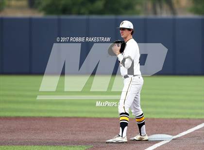 Thumbnail 2 in Forney vs. Mansfield Legacy (UIL 5A Semifinal) photogallery.