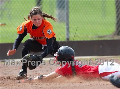 Thumbnail 2 in Antelope vs Marysville (Stephanie LeDoux Tournament) photogallery.