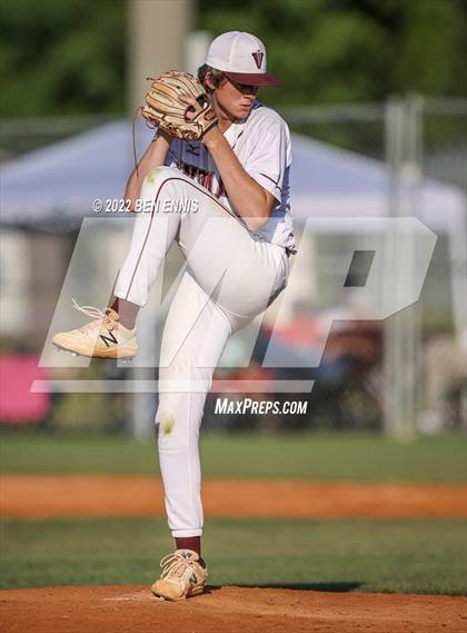 Thumbnail 2 in Lovett vs Vidalia (GHSA 2A Semifinal Game 3) photogallery.