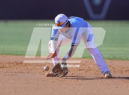 Thumbnail 3 in Lovett vs Vidalia (GHSA 2A Semifinal Game 3) photogallery.