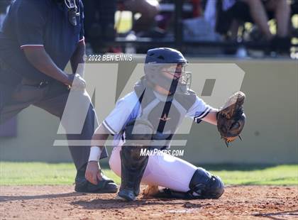 Thumbnail 2 in Lovett vs Vidalia (GHSA 2A Semifinal Game 3) photogallery.
