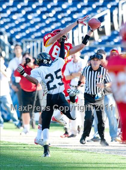 Thumbnail 3 in Cathedral Catholic vs Olympian (CIF SDS D3 Final) photogallery.