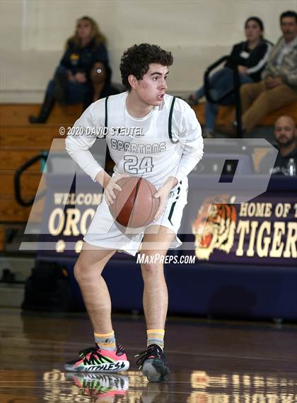 Thumbnail 1 in Gridley vs. Red Bluff (Dennis Burnum Tournament) photogallery.