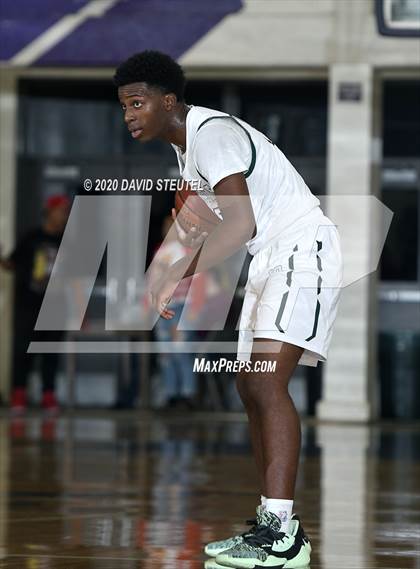 Thumbnail 3 in Gridley vs. Red Bluff (Dennis Burnum Tournament) photogallery.
