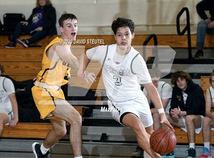 Thumbnail 1 in Gridley vs. Red Bluff (Dennis Burnum Tournament) photogallery.